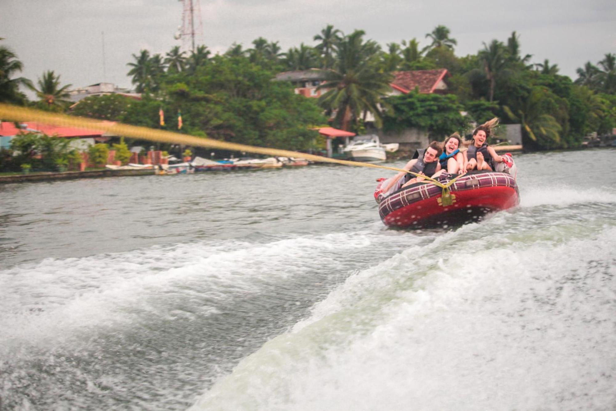 Sunset Araliya Hotel Bentota Aluthgama Ngoại thất bức ảnh